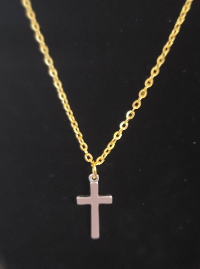 The Cross Pendant Chain